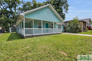 1202 E Waldburg St, Savannah, GA 31404 - photo 4