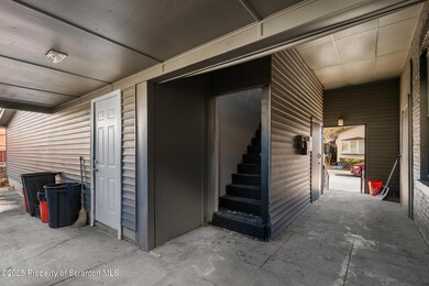 717 Mill St, Dunmore, PA 18512 - photo 6