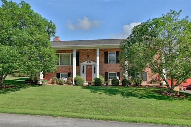 202 E Wynnbrook Dr, Hendersonville, NC 28792 - photo 2