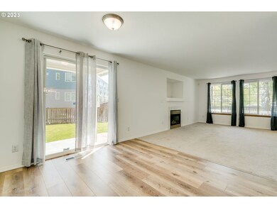 Living Room/Dining Room