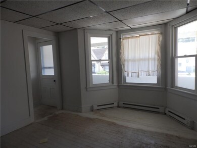 213 E Bertsch St, Lansford, PA 18232 - photo 6