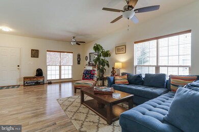 163 Oxbow Dr, Strasburg, VA 22657 - photo 5