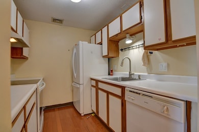 South Landing Condominiums unit 11, Quincy, MA 02169 - photo 5