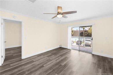 Crown Molding