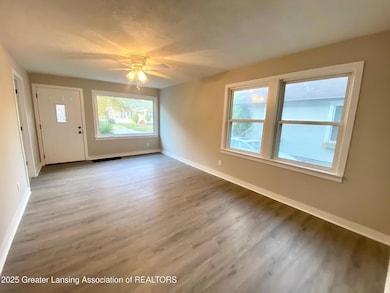 626 Tisdale Ave, Lansing, MI 48910 - photo 5