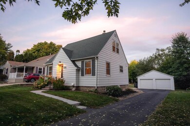 1900 Walnut St, Cedar Falls, IA 50613 - photo 3