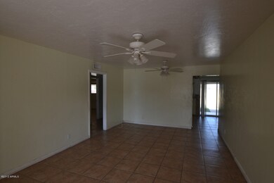 1804 W Mountain View 003