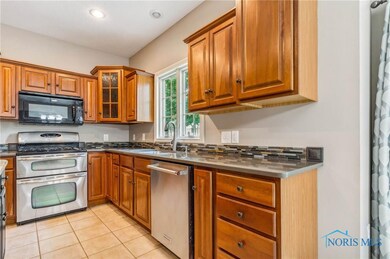 1443 Silver Pine Ln, Findlay, OH 45840 - photo 5