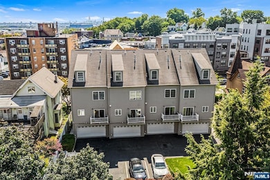 120 Chestnut St, Rutherford, NJ 07070 - photo 3