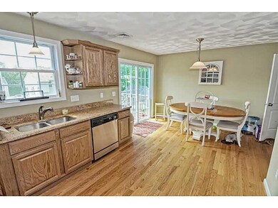 47 Governor St, Cumberland, RI 02864 - photo 4