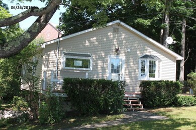 71 Frost Hill Ave, Lisbon, ME 04252 - photo 4