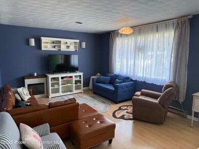 102 Bubernak Blvd, Old Forge, PA 18518 - photo 6