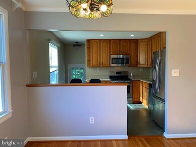 1040 Marleigh Cir, Towson, MD 21204 - photo 6