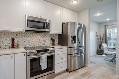 5335 Bent Tree Forest Dr unit 126, Dallas, TX 75248 - photo 2