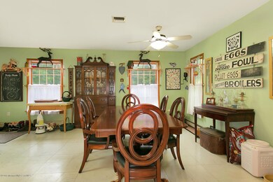 350 Georgia Tavern Rd Howell-large-008-2