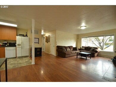 Kitchen/Living Room