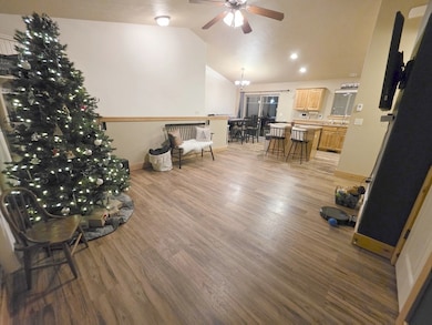 3138 Wynne Ave, Butte, MT 59701 - photo 2