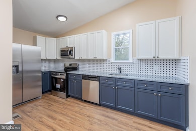 124 W Howard St, Clayton, NJ 08312 - photo 4