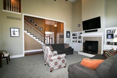 10144 Theden Cir, Lenexa, KS 66220 - photo 5