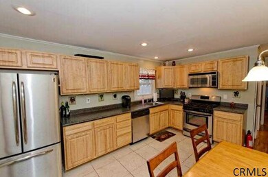 7 Hawthorne Ct, Albany, NY 12211 - photo 6