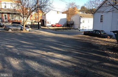 236-238 238 Lawrence St, Columbia, PA 17512 - photo 2