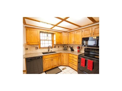 10593 Hauser St, Lenexa, KS 66215 - photo 4