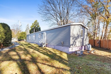 251 Newbury St unit 23, Peabody, MA 01960 - photo 3