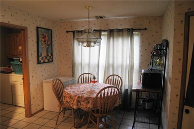 2810 W Center St, Rogers, AR 72756 - photo 7