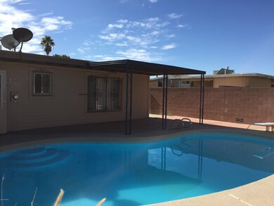 pool.4