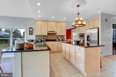 2151 Castlegreen Dr, Greencastle, PA 17225 - photo 7