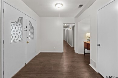 1021 Queenspark Dr, Tyler, TX 75703 - photo 2