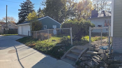 3017 S Clinton St, Fort Wayne, IN 46806 - photo 4