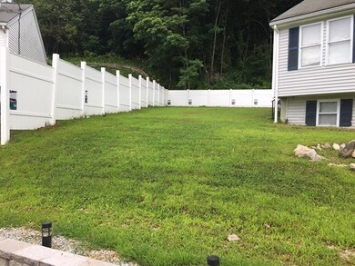 9 Gates Cir, Worcester, MA 01603 - photo 3