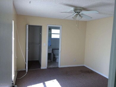 Master Bedroom w/full Bath