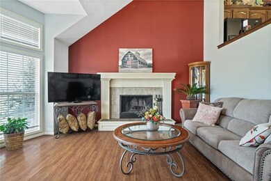 19492 W 209th Terrace, Spring Hill, KS 66083 - photo 2