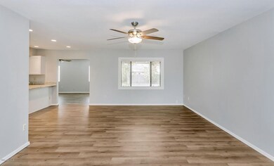 16266 N 29th Dr-large-004-15-Main Living