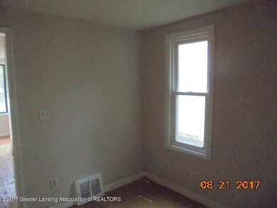 223 Astor Ave, Lansing, MI 48910 - photo 5