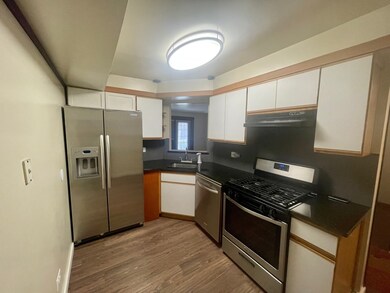 4276 Central Rd unit 101, Glenview, IL 60025 - photo 2