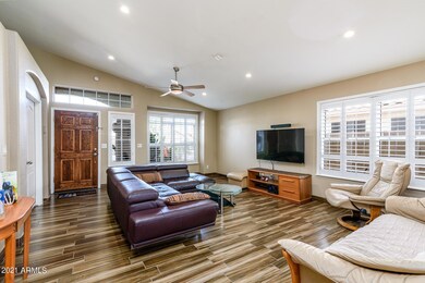 4115 E Cathedral Rock Dr-23869