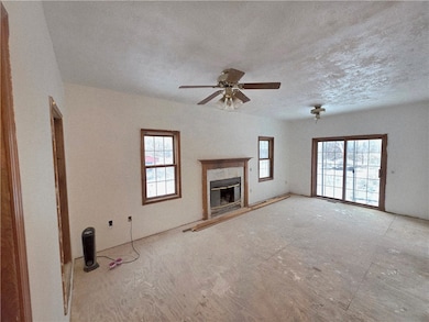 9289 S Street Rd, Le Roy, NY 14482 - photo 4