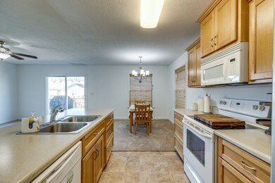 1828 Elizabeth Ln, Columbia, TN 38401 - photo 6