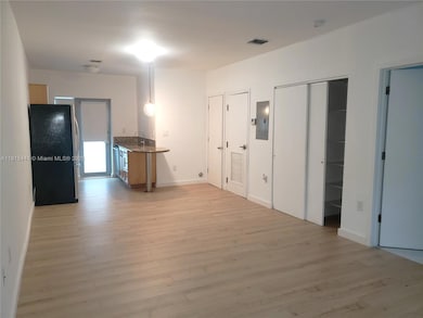 1521 Euclid Ave unit 2, Miami Beach, FL 33139 - photo 6