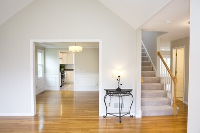 2 Old Farm Cir, Shrewsbury, MA 01545 - photo 3