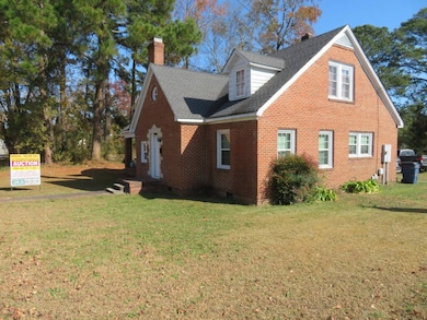 311 S 7th St, Smithfield, NC 27577 - photo 6