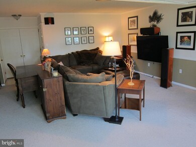 103 W Montgomery Ave unit 4A, Ardmore, PA 19003 - photo 3