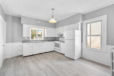 135 Sycamore St, New Bedford, MA 02740 - photo 6