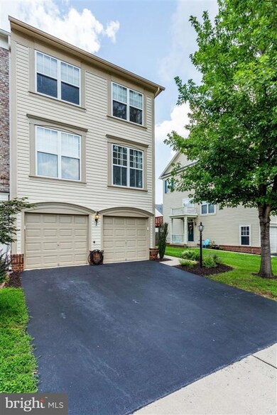 9244 Cascade Falls Dr, Bristow, VA 20136 - photo 3