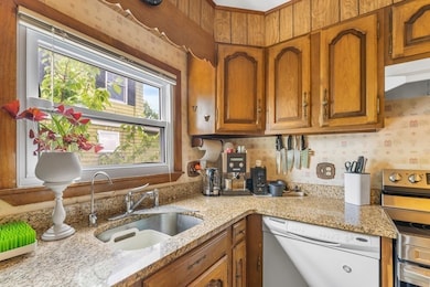 17 Elsworth Rd, West Newton, MA 02465 - photo 7