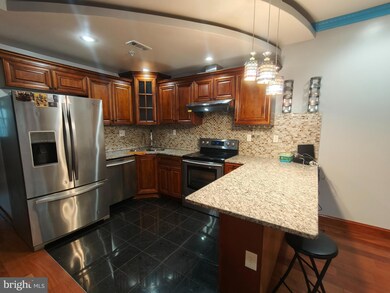 1106 Wallace St unit 2, Philadelphia, PA 19123 - photo 2