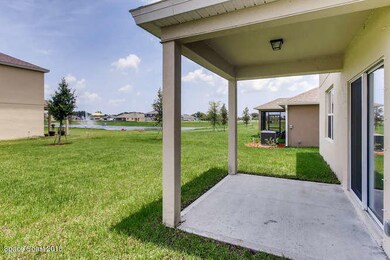 GALEN  D-small-011-5-Back Yard-666x444-7